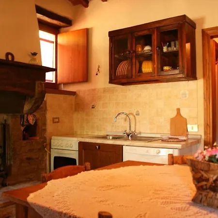 Sleeps 5 Pool Wifi